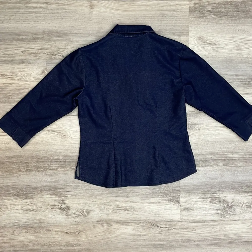 Indulgence Blue Denim Like Stretchy 3/4 Sleeve Button Down Shirt Size Small - Image 5