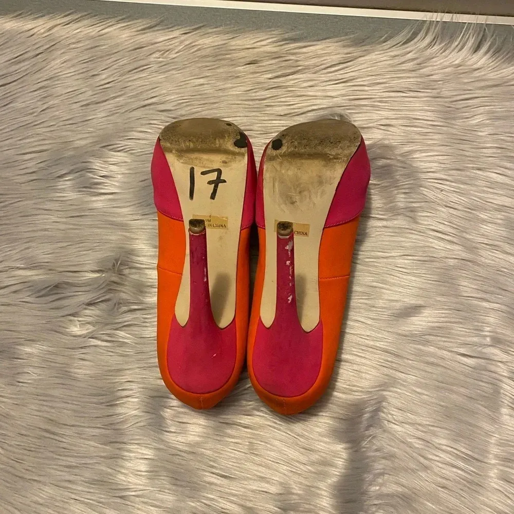 Penny Loves Kenny Pink & Orange Suede with Gold Beaded Top Accent Heels - Image 12