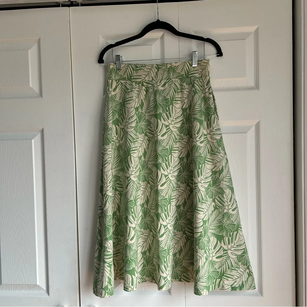 Pact Organic Cotton Fit And Flare Midi Skirt In Jade Palms Print Size S NWT - Image 3