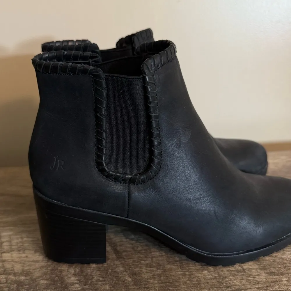Jack Rogers Pippa waterproof Black Leather Ankle Boots Booties Sz 7.5 Block Heel - Image 2