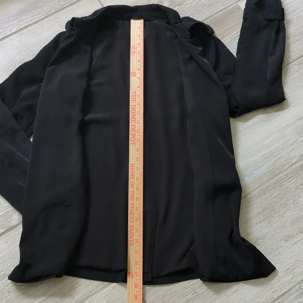 Gap Mid-Length Open Front Trench Coat - Image 11