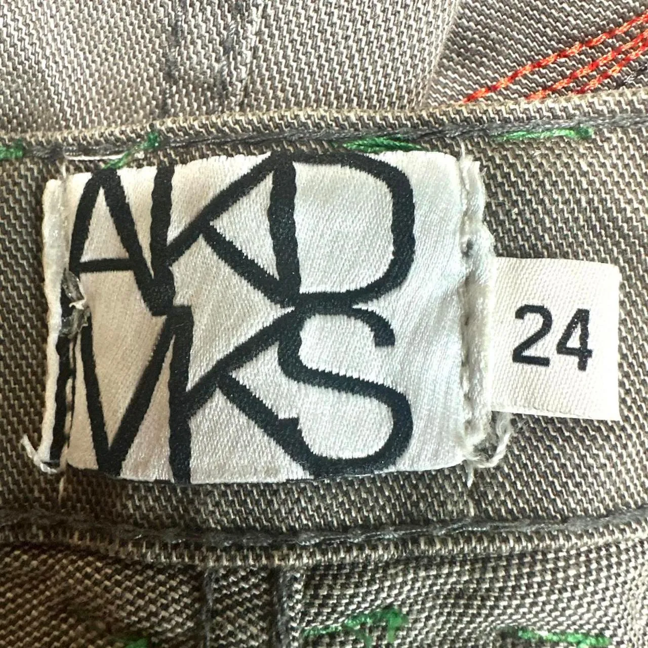 AKADEMIKS NWT Brown Embroidered Straight Slim Jeans Womens Plus 24 2000s Y2K - Image 7