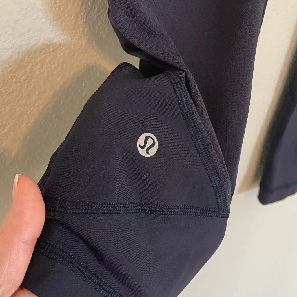 Lululemon Pace Rival Crop *22” in Midnight Navy - Luxtreme - Size 4 - Image 11