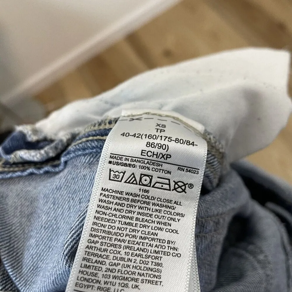 GAP Denim Bib Shortalls Overalls Cut-Off Distressed Jean Shorts size XS - Image 8