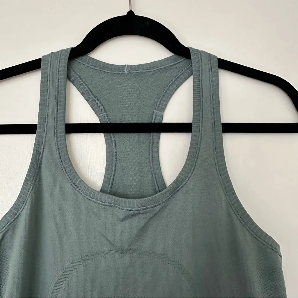 Lululemon x Peloton Swiftly Tank Top Womens 6 - Image 3
