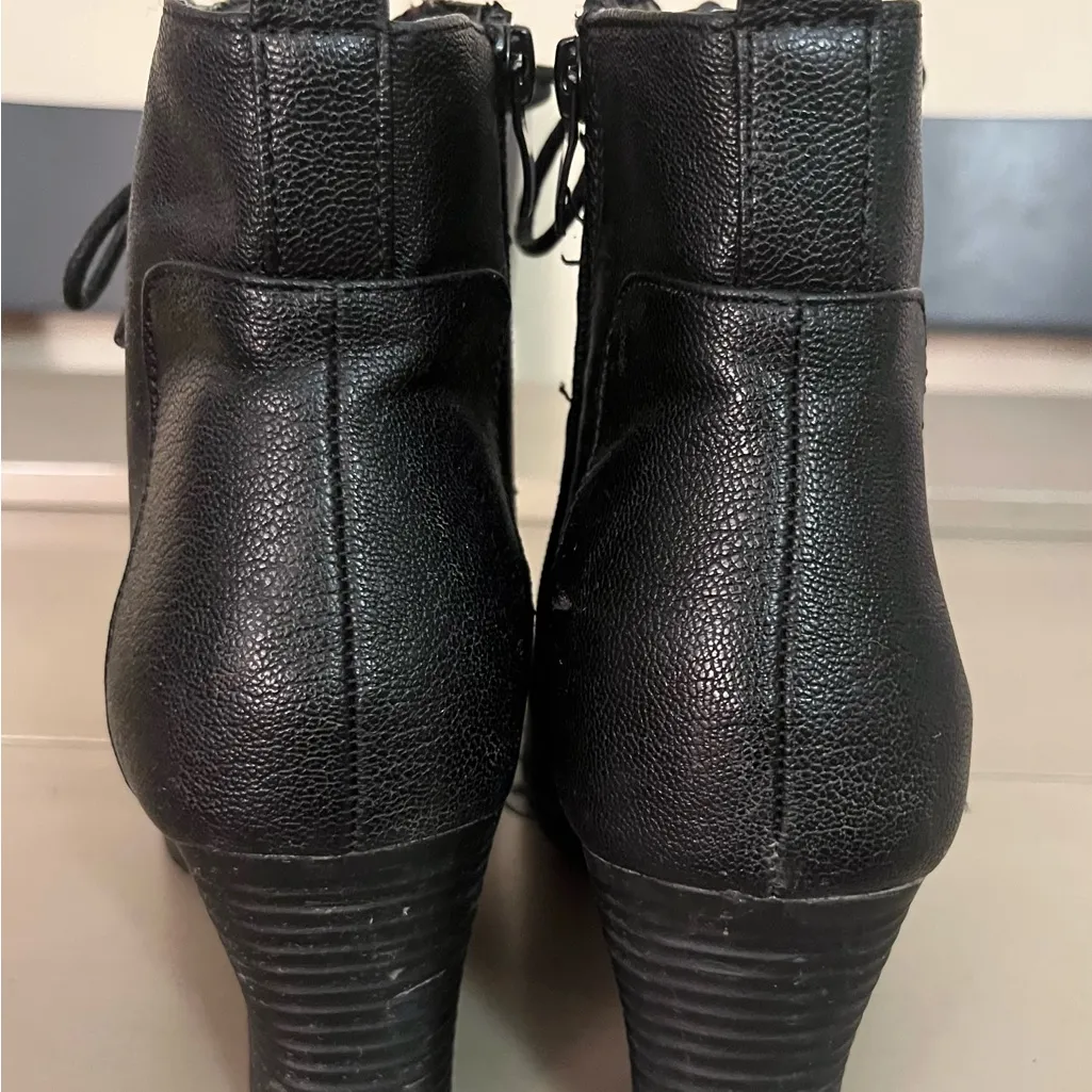 Stylish Black Lace - Image 9