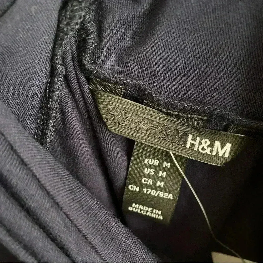 🆕H&M Navy Front Twist Dress M🆕 - Image 6