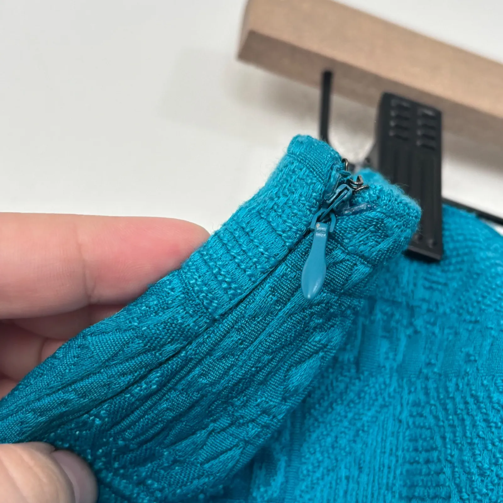 FOREVER 21 Contemporary Turquoise Textured Patchwork Mini Skirt Size L - Image 5