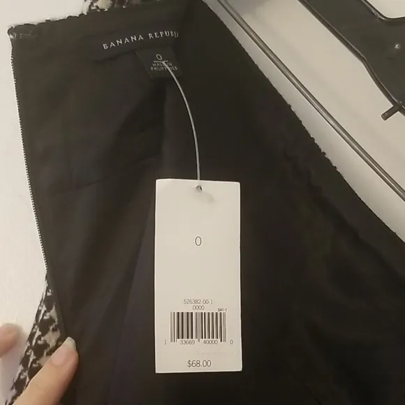 NWT Banana Republic Skirt NEW w tag - Image 5