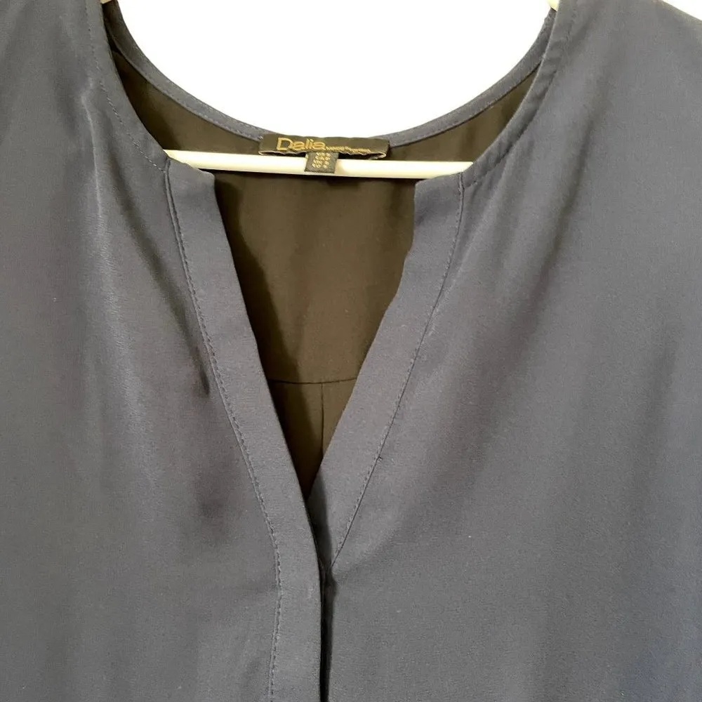 Dalia blue and black formal business casual vneck classic minimalist navy top - Image 4