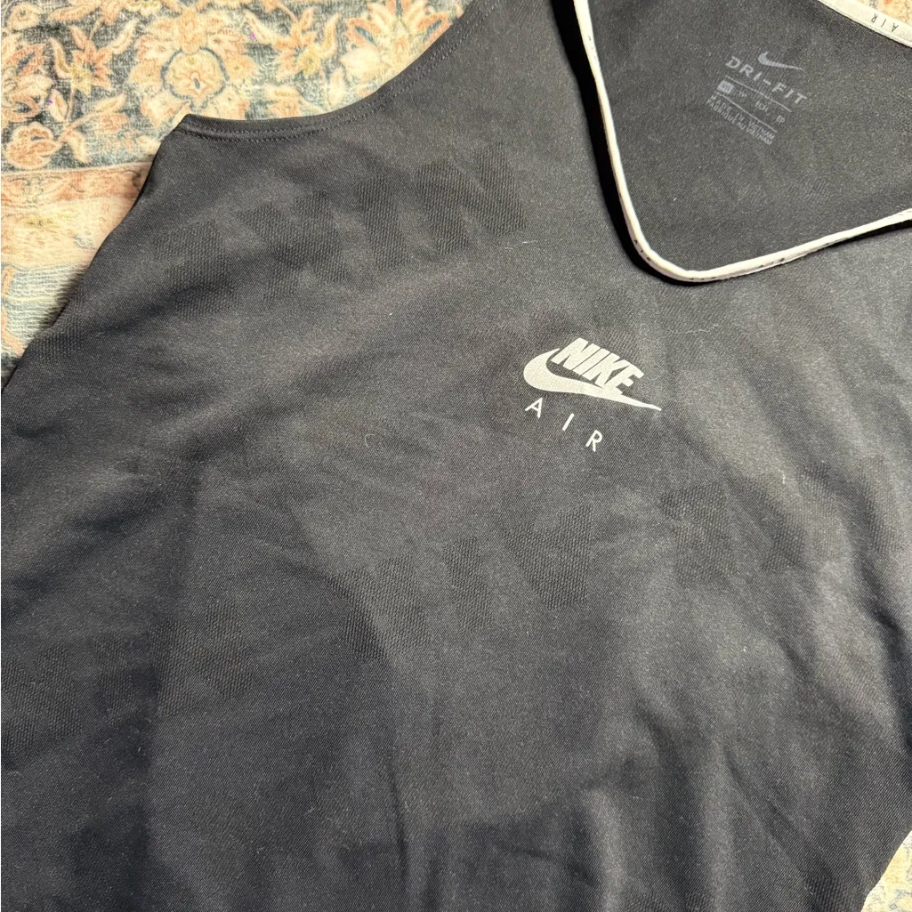 Nike Women's Black Air Tank Top - Image 3