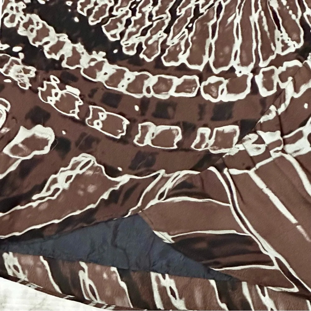 Halston Heritage Brown and White Mini Pencil Skirt Cocktail Animal Print Silk - Image 3