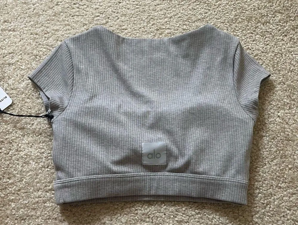 Alo Yoga blissful henley bra top - Image 3