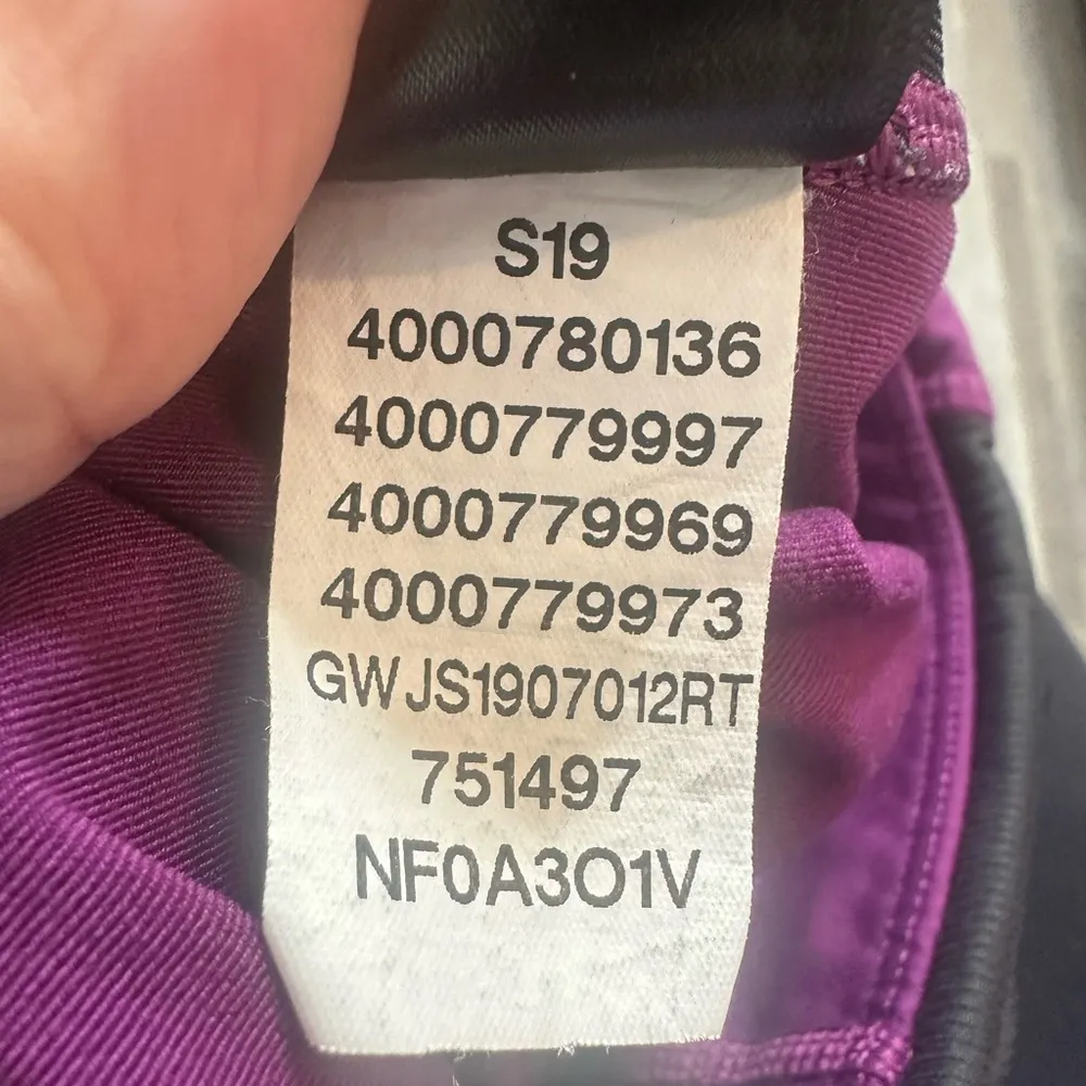 The North Face Flash Dry Leggings, Size Small - Image 9