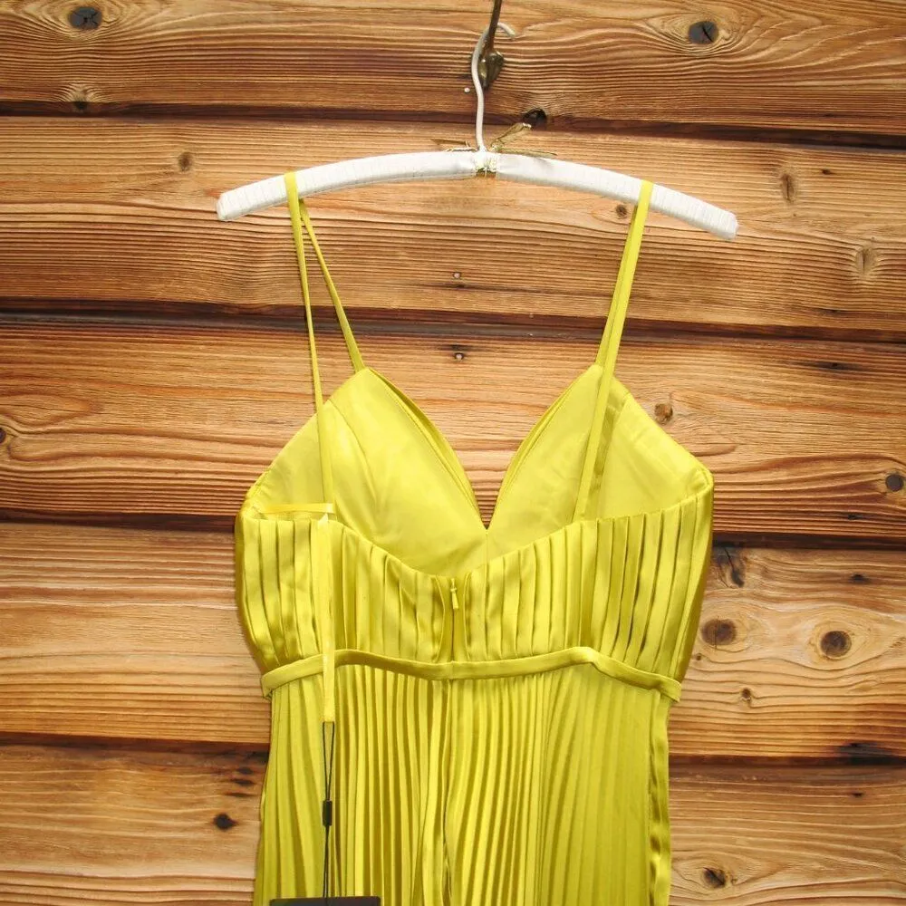 NWT Mac Duggal PLEATED PLUNGE NECK WIDE LEG JUMPSUIT - Image 12