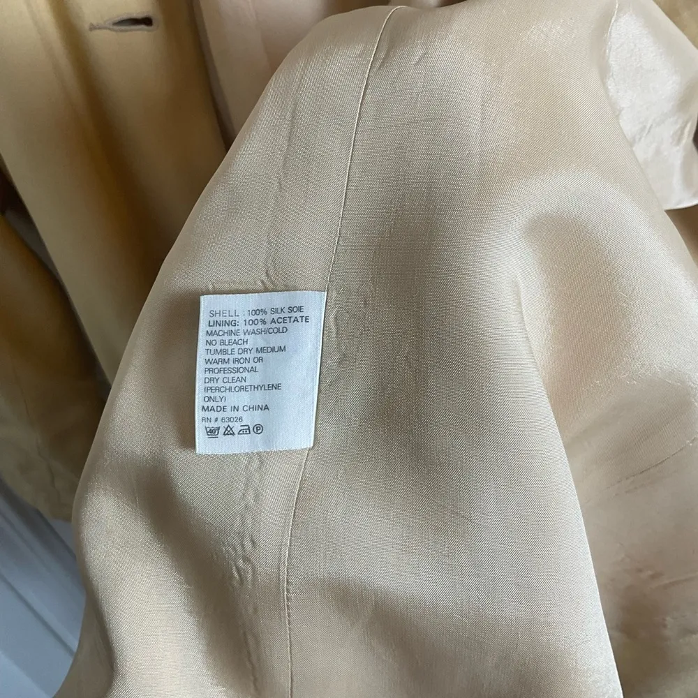 L’Zinger for Nordstrom silk Blazer with Belted Waist size medium - Image 7