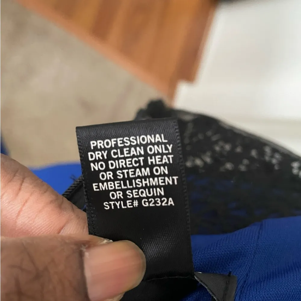 Cache Formal Prom  Dress Size 2 - Image 5