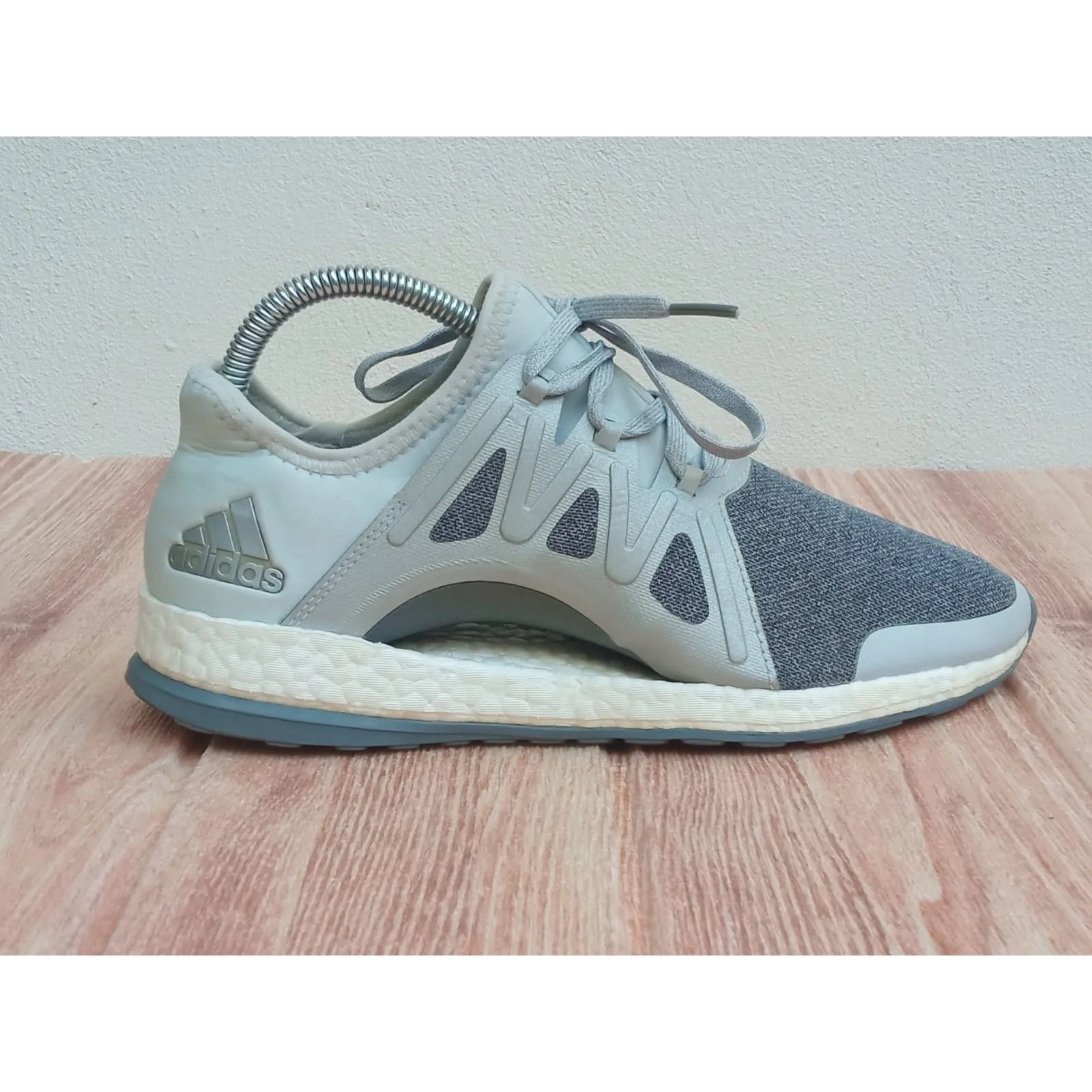 Adidas Pureboost Xpose Athletic Running Shoes Gray Fabric Lace Up Women’s Sz 7 - Image 2