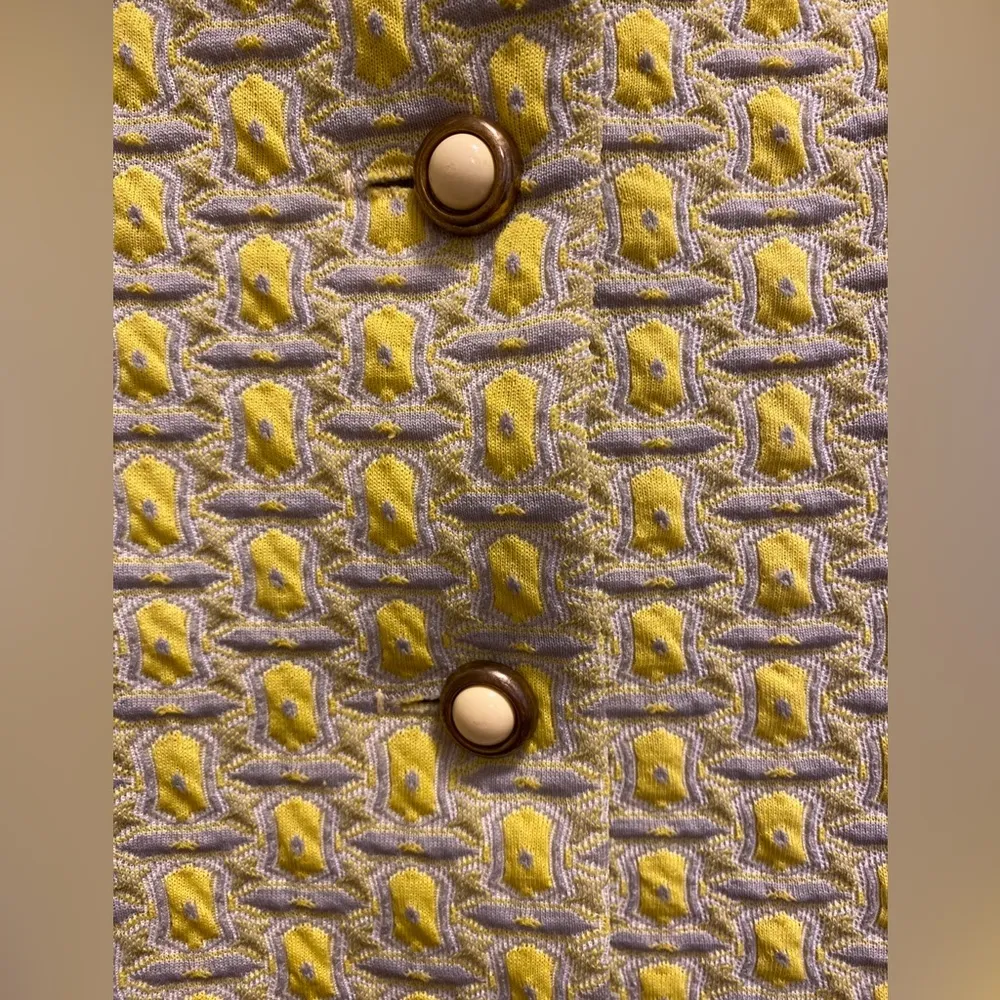 Nan Scott Yellow Textured Blazer with Gold Buttons size M Size M - Image 4