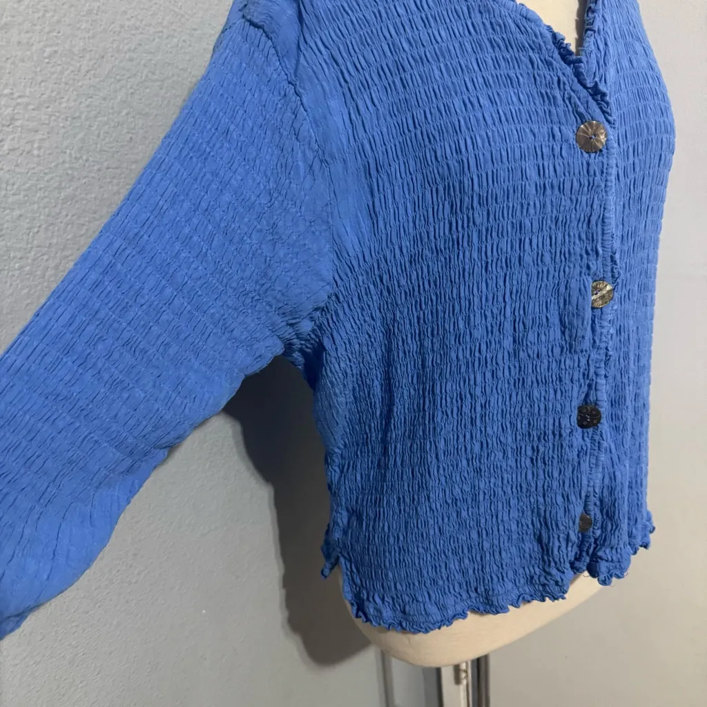 Norm Thompson Women Blue Smoked Fabric‎ Button - Image 3