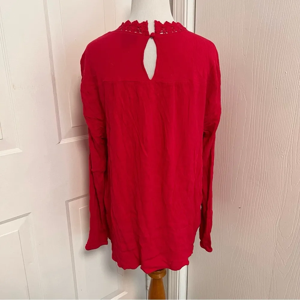 Torrid Crinkle Gauze Crochet Top A3 - Image 5