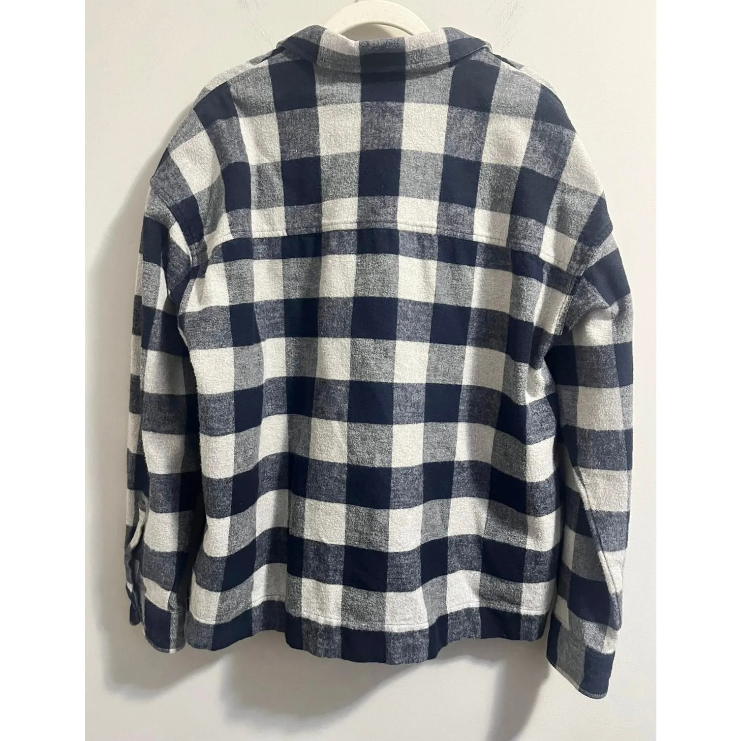 L.L. Bean Signature Chamois Shirt - Image 4