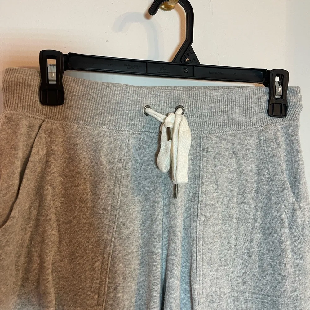 aerie grey jogger sweatpants size XS - Image 2