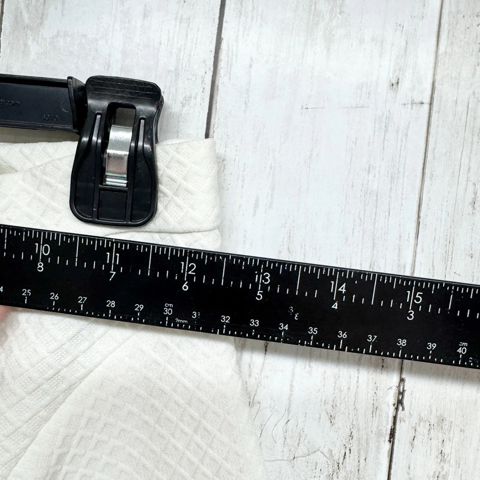 Rebecca Minkoff Skirt Women Sz 0 Quilted Textured Ivory Cream Pull Skirt Trendy - Image 4