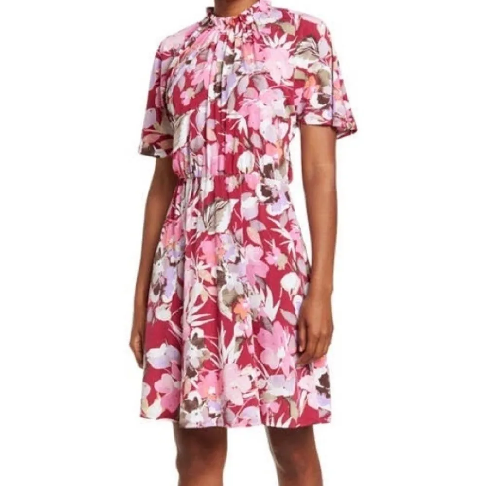 MAGGY LONDON POLY DRESS SHORT SLEEVE PINK FLORAL 14W - Image 2