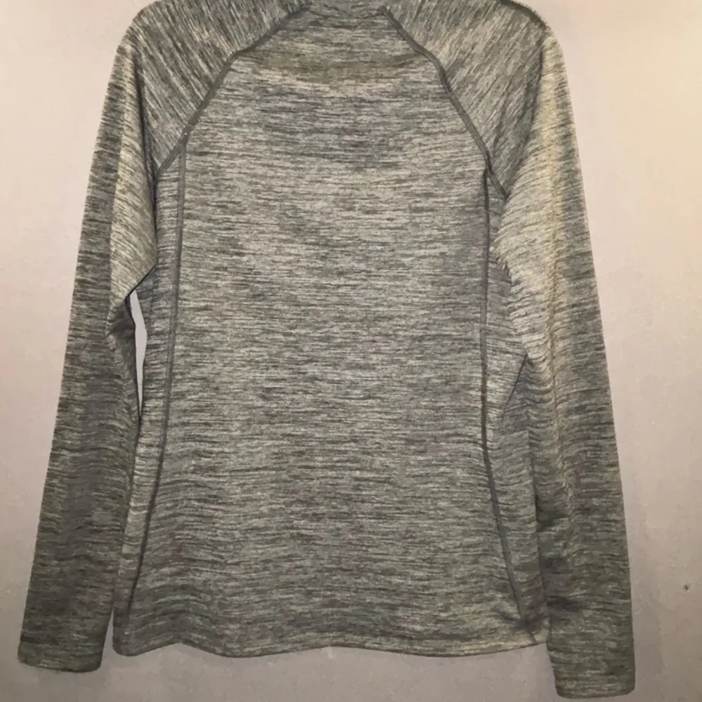 Under Armour Gray Long Sleeve Shirt - Image 4