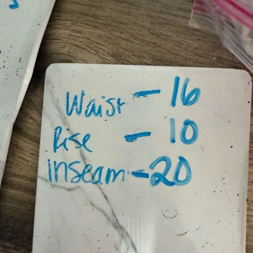 Columbia Women’s Medium Coral Orange Pants - Image 4