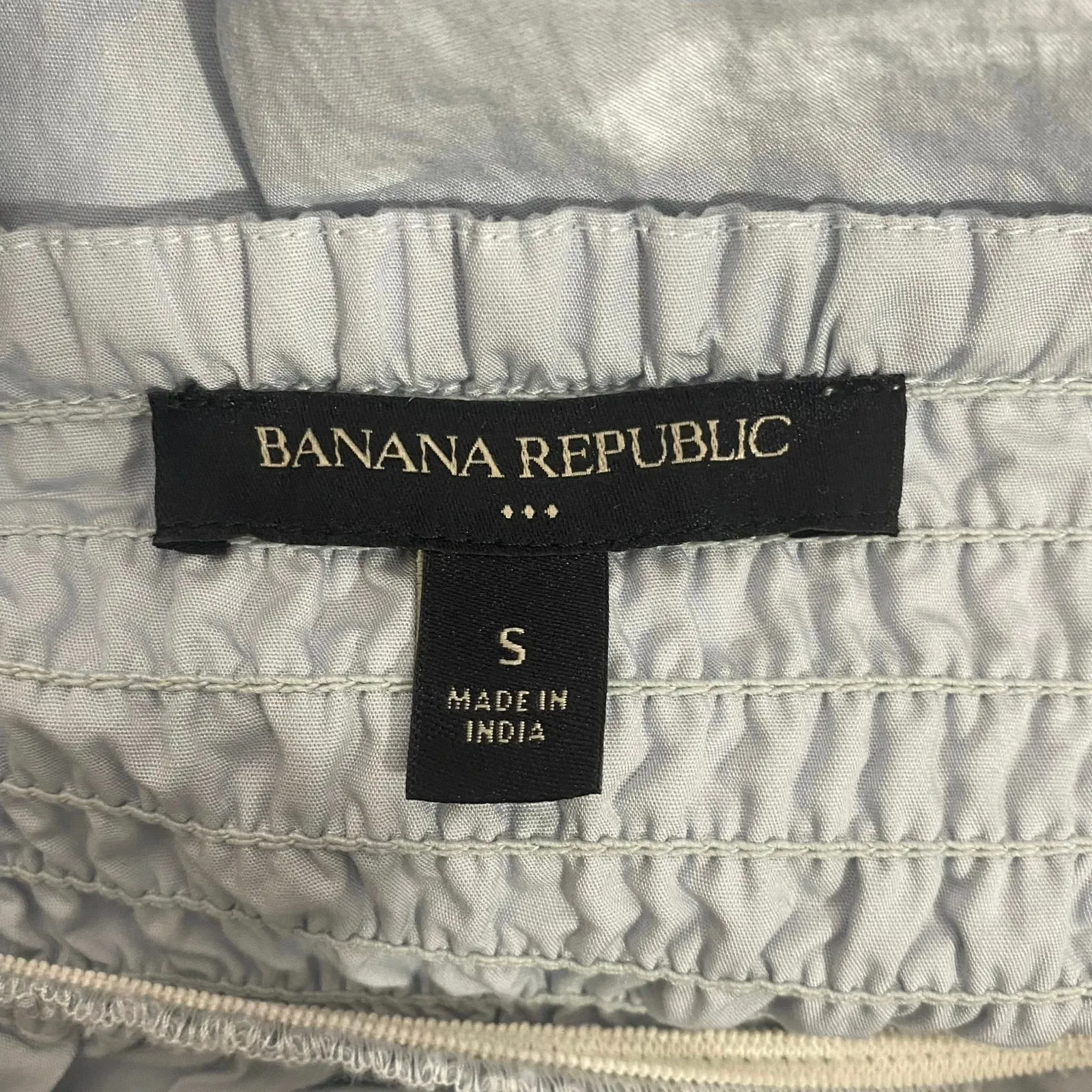 Banana Republic Puff Sleeve Top Womens S Blue Cotton Smocked Coquette Clean Girl - Image 7