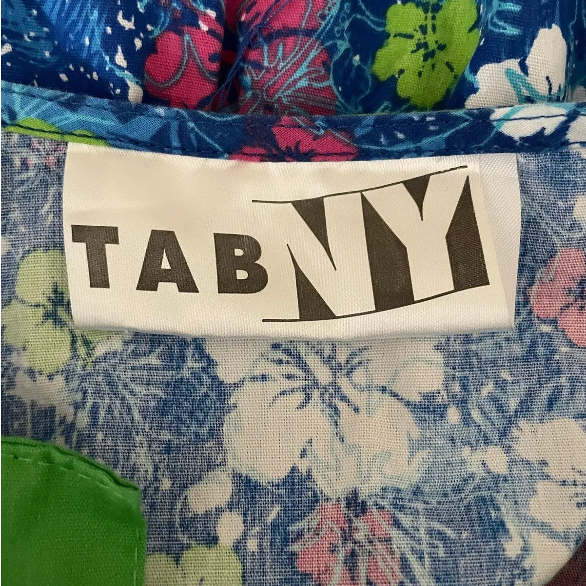 Tab NY Scrubs Women Top L Floral Medical Uniform Nurse Workwear‎ Dental Casual Blue Size L - Image 2