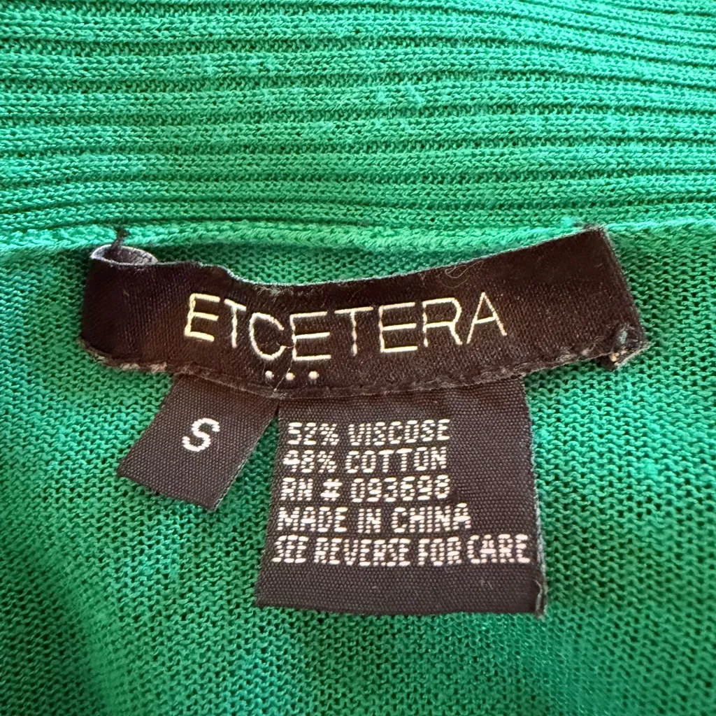 Etcetera EUC Lightweight Kelly Green Ribbed Cardigan w/ Ruffle Sleeves - Image 5