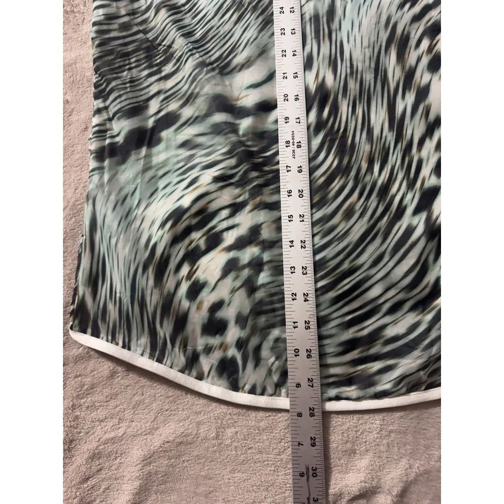 Nike Women's Lightweight  Tech Hyperfuse Hooded Windrunner Jacket Size Large‎ - Image 8