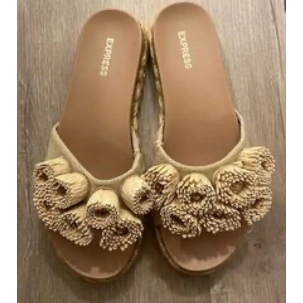 EXPRESS Slides Sandals 7 Tan Woven Flower Slip On Espadrille Beach Summer Boho - Image 2