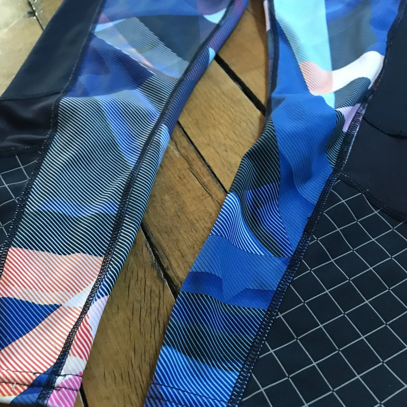 Athleta Compression Pants Small EUC - Image 2