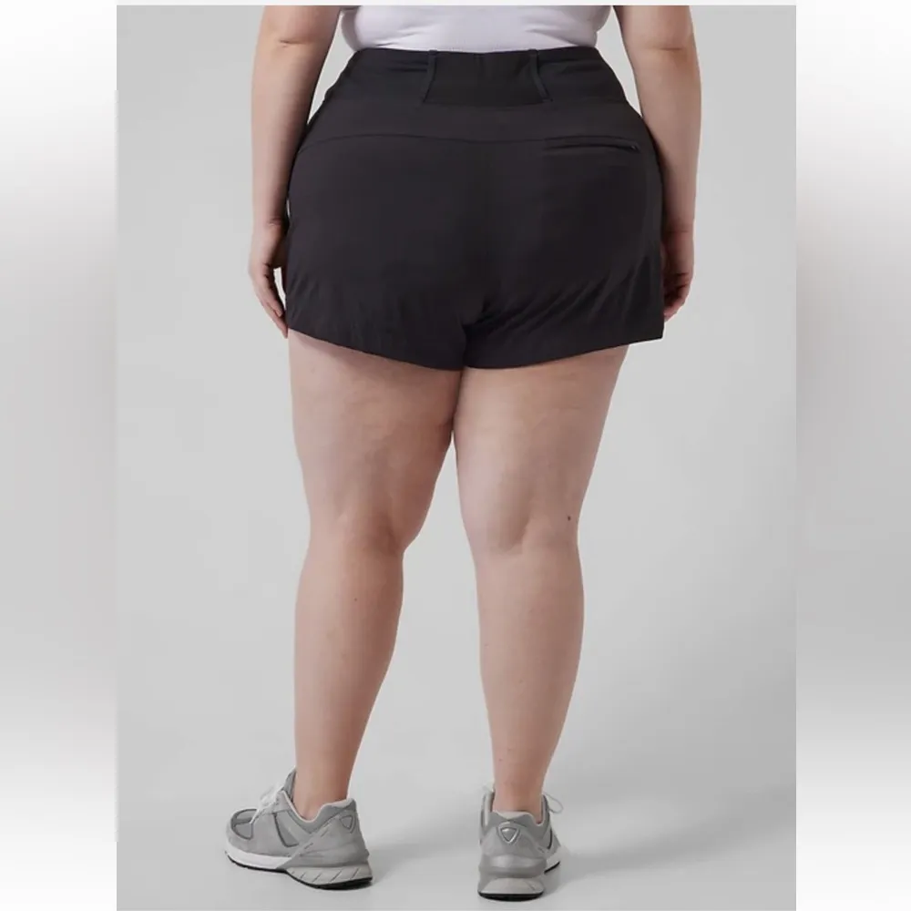 Athleta Black Trekkie North Shorts size 26 - Image 11