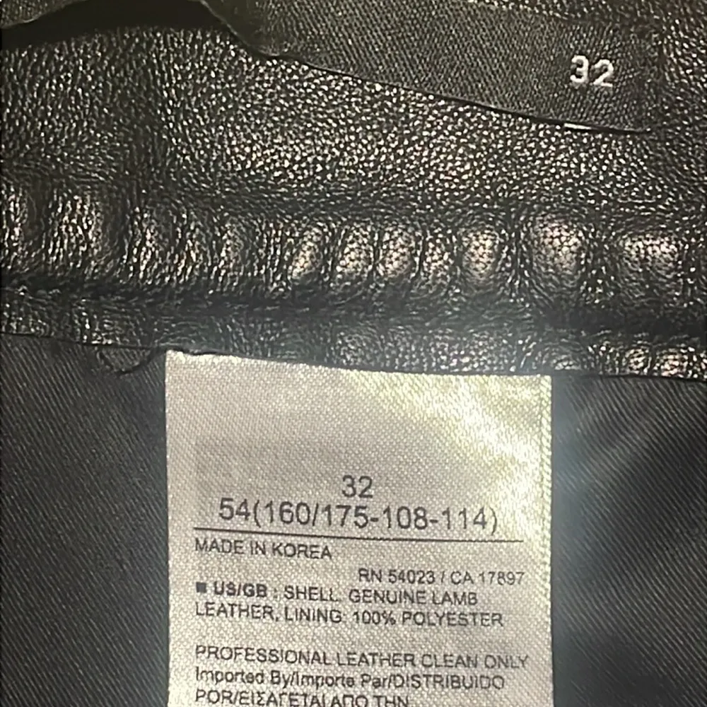 Banana Republic High Rise Straight Leg Lamb Leather Ankle Pant NEW size 32 - Image 3