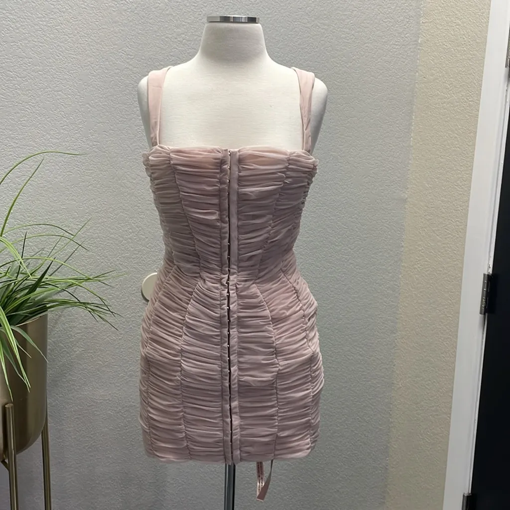 NWT House‎ of CB Cate Crystal Grey Ruched Mesh Mini Dress Sz Large $195 - Image 10