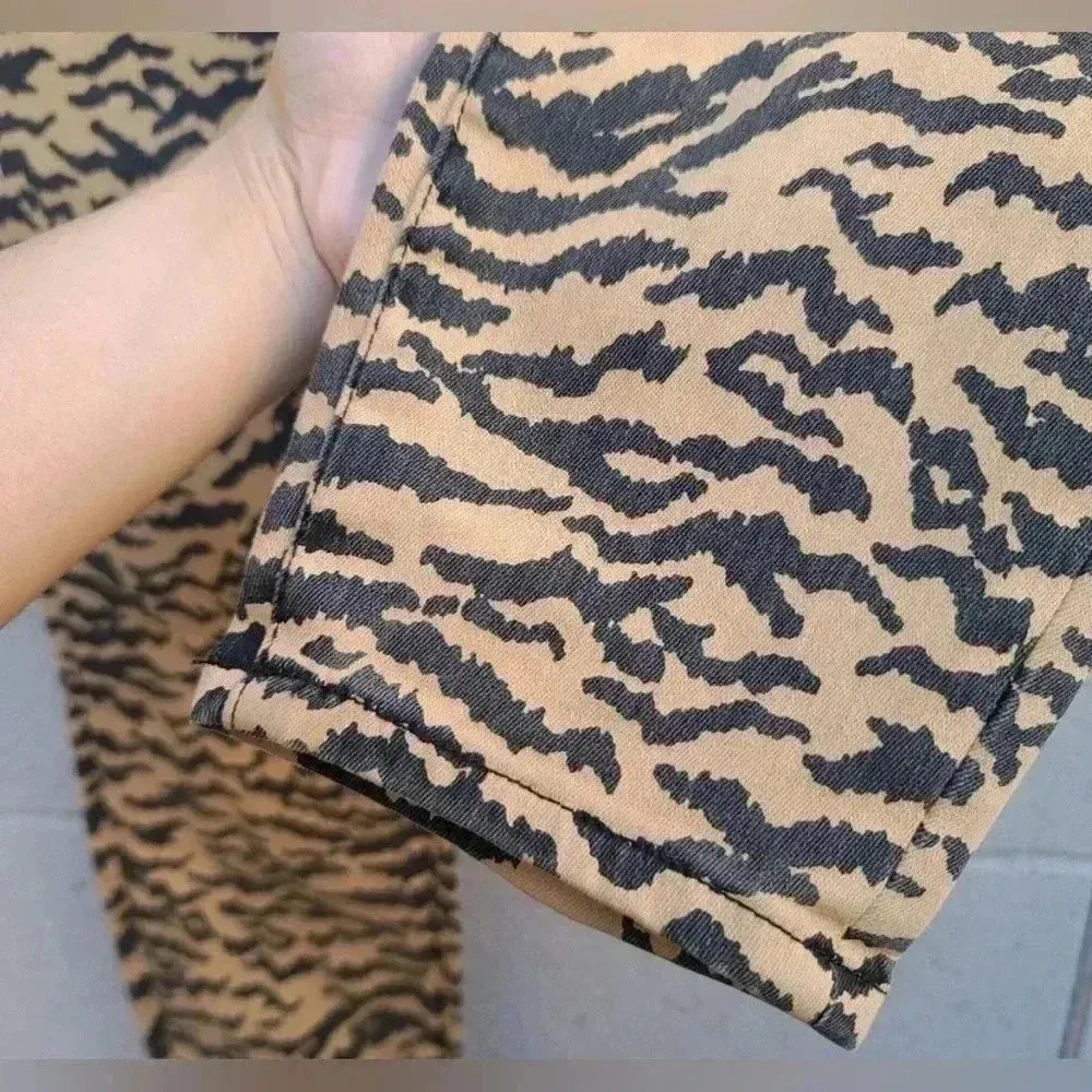 Good American | Good Waist Crop Tiger Print Jeans 15/33 NEW - Image 9