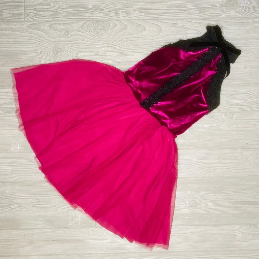 Red velvet weissman sleeveless dance costume tutu small adult skirt leotard - Image 3