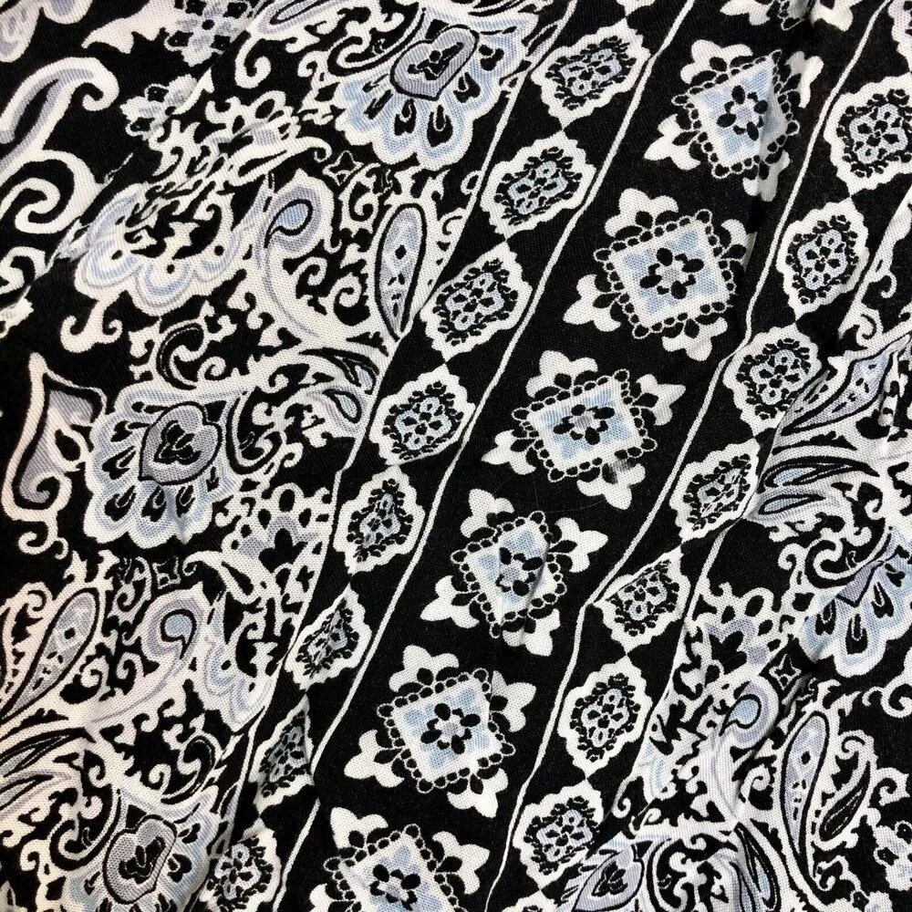 Sage Two Piece Paisley Crop Top and Shorts - Image 8