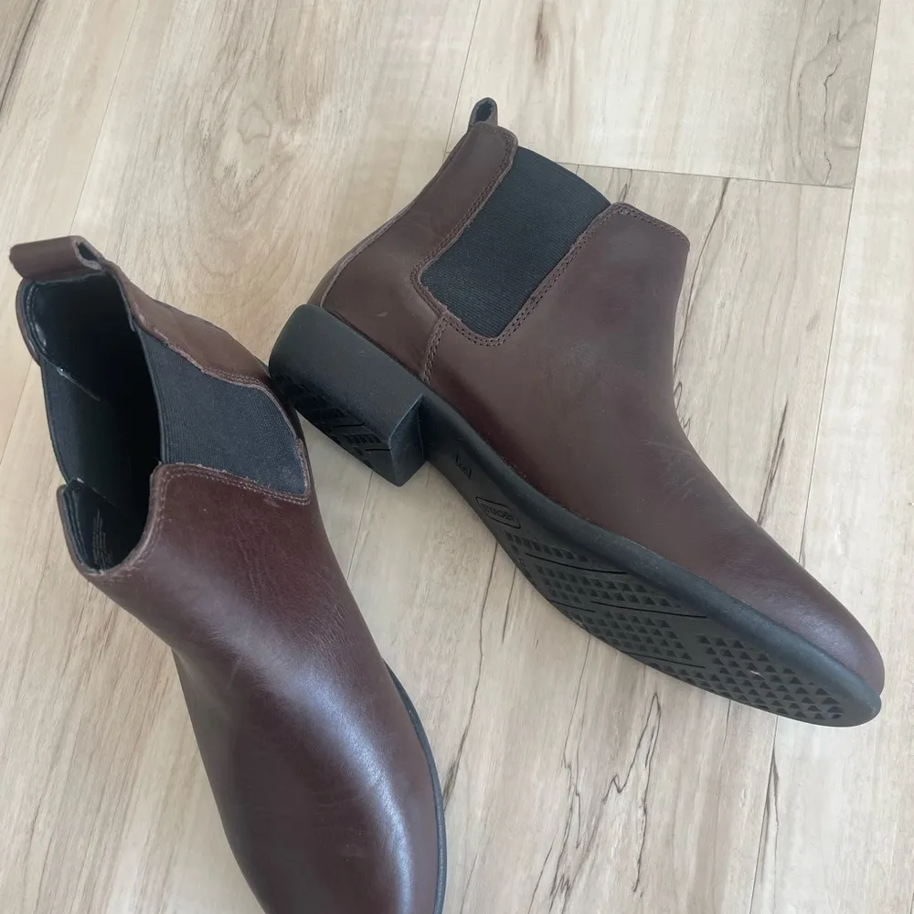 NWOT Aerosoles Brown Leather Boots 1” Heel Chelsea Women's Step Dance - Image 7