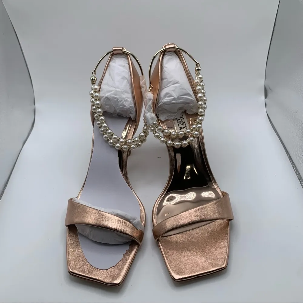 NWB Badgley Mischka Loretta Women's Sandals Color:Champagne heels size 8.5 pearl - Image 9