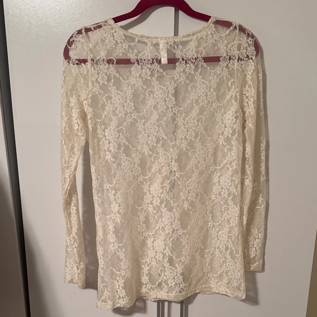 Xhilaration Lace Top - Image 4