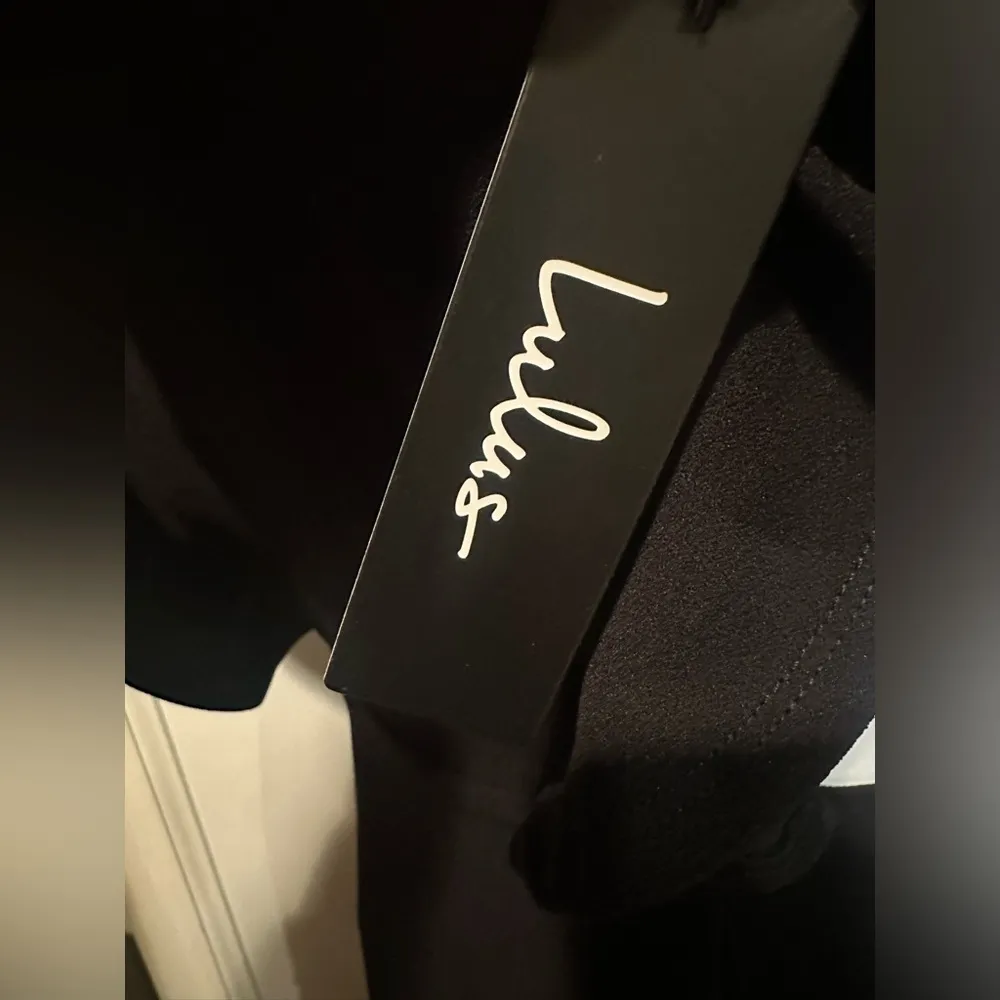 Positively Beaming Black Backless Ruffled Mini Dress. NWT!!! - Image 8