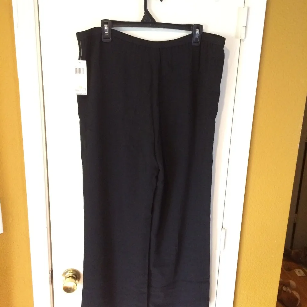 Dana Buchman "DB Life" women's 36 waist seamed thin wool rayon work casual pants - Image 3