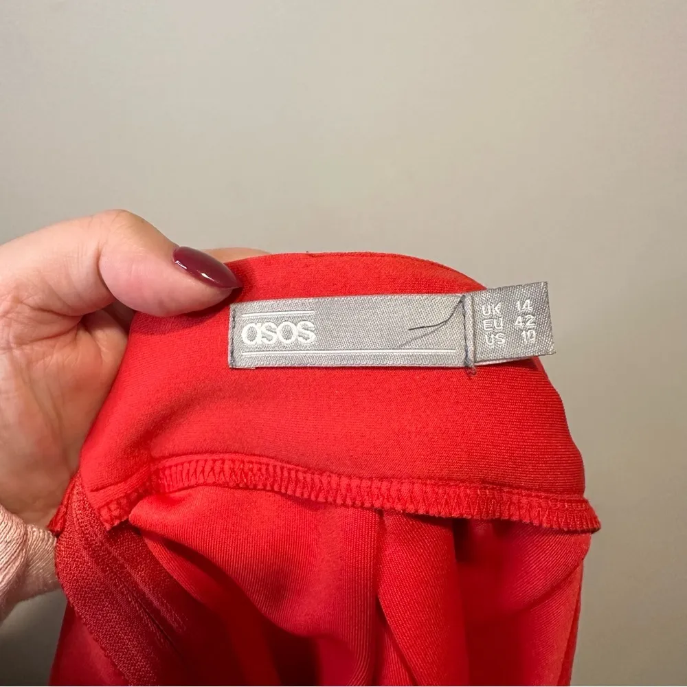 asos red pleated skirt size 10 - Image 3