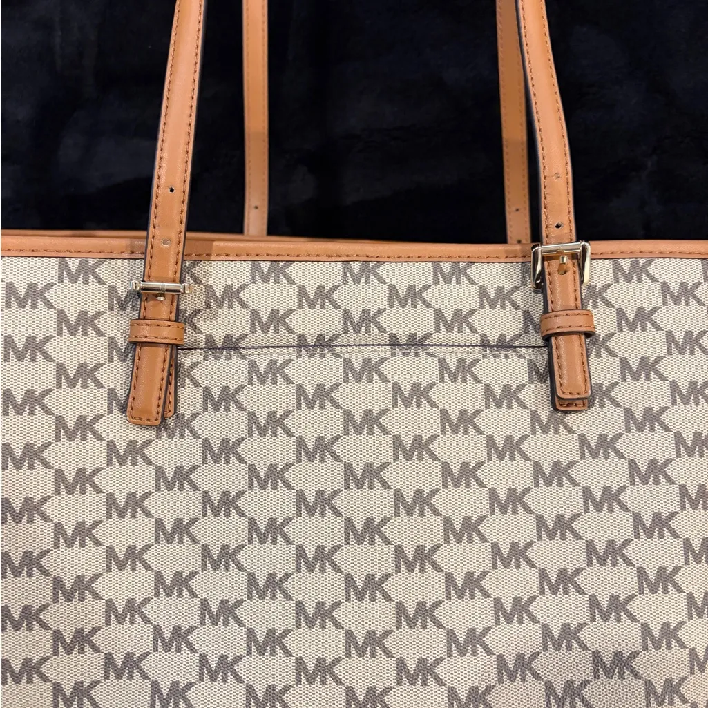 Michael Kors Tan and Brown Logo Tote - Image 5